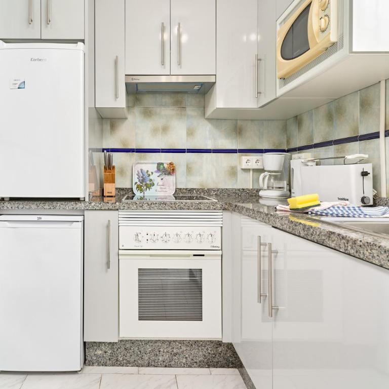 Casa Alina - Apartamento Premium de 3 dormitorios con balcón - 11