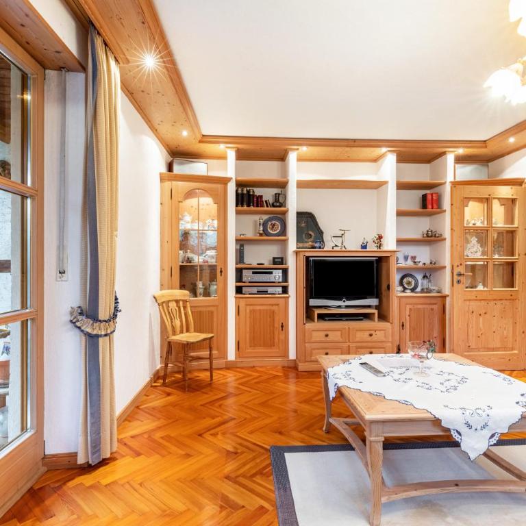 Vroni Ferienwohnung - Hochzoll - One-Bedroom Apartment with Garden View - 6