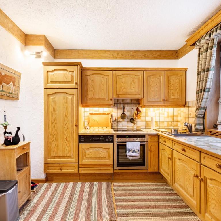 Vroni Ferienwohnung - Hochzoll - One-Bedroom Apartment with Garden View - 13