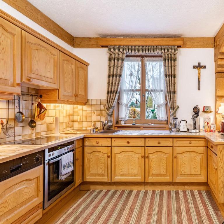 Vroni Ferienwohnung - Hochzoll - One-Bedroom Apartment with Garden View - 14