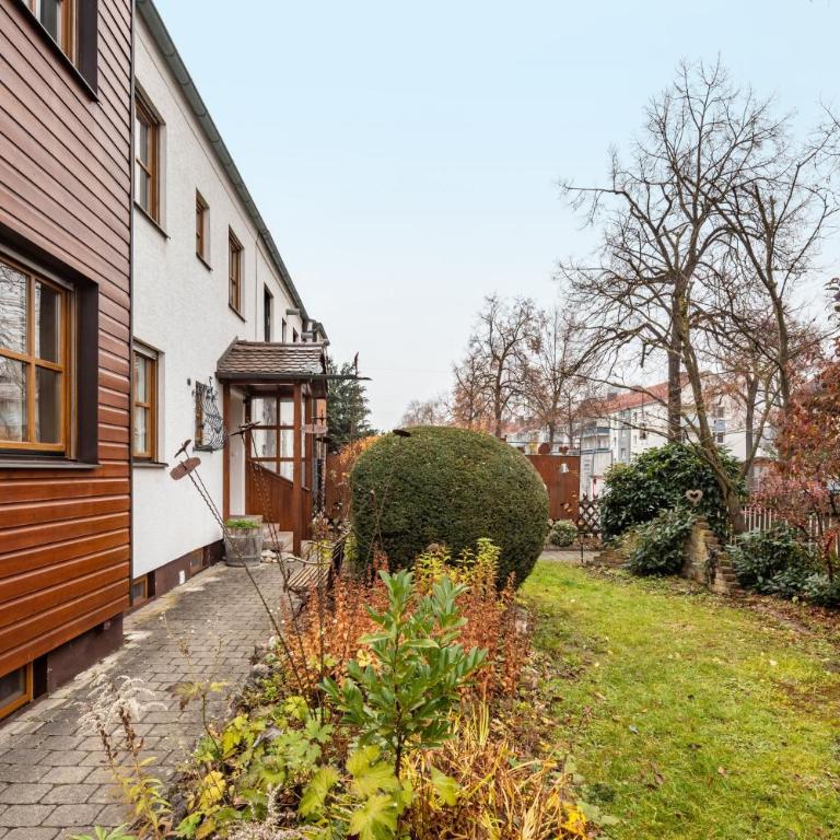 Vroni Ferienwohnung - Hochzoll - One-Bedroom Apartment with Garden View - 37