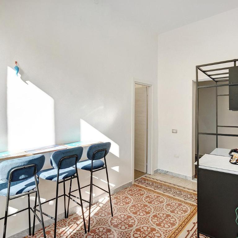 Antica Dimora Deluxe - Appartamento Deluxe con 2 Camere da Letto e Balcone - 5