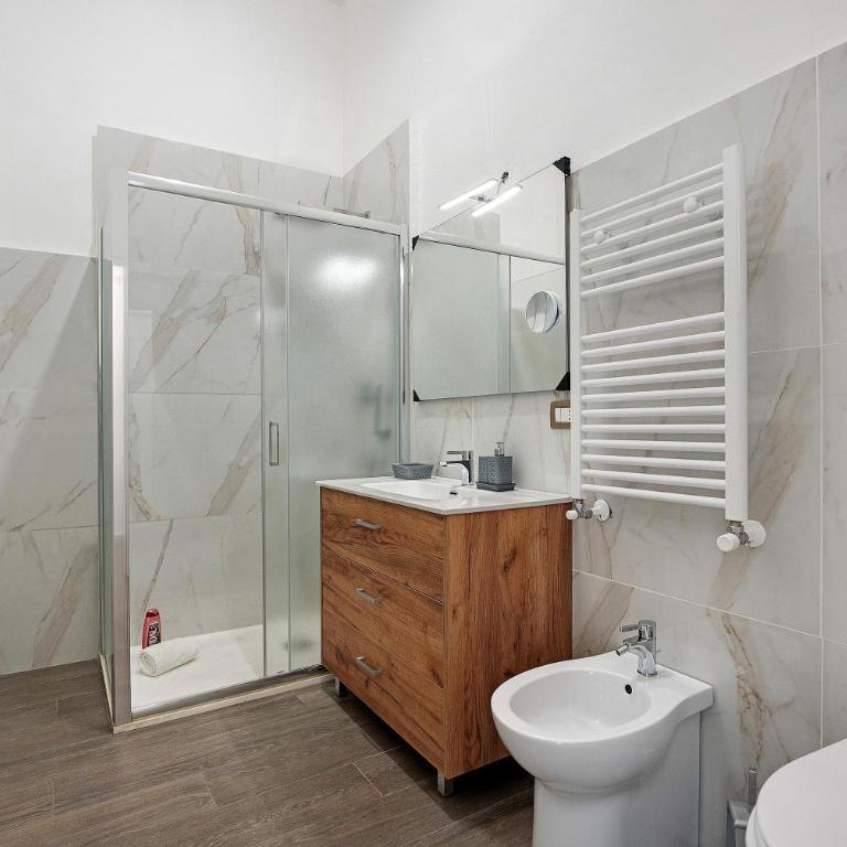 Antica Dimora Deluxe - Appartamento Deluxe con 2 Camere da Letto e Balcone - 18