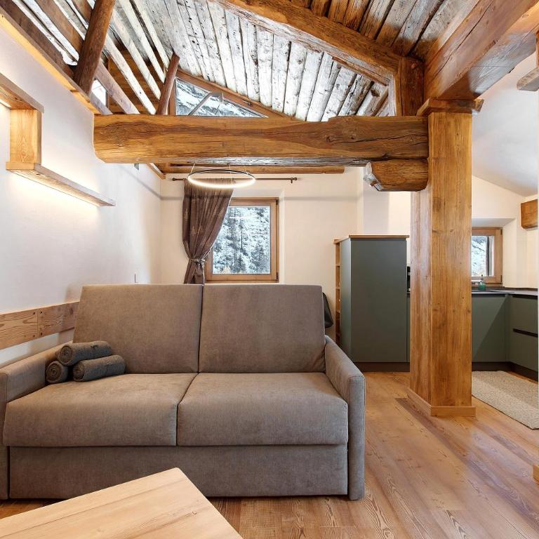Chalet Brenand - Appartamento Deluxe con 2 Camere da Letto e Vista Giardino - 2