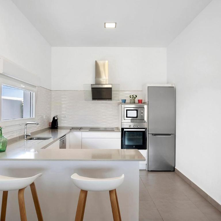 Casa Pepi Solo Familias - Apartamento con 3 dormitorios - Frente al océano - 10