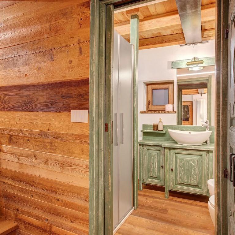 Chalet Brenand - Appartamento Deluxe con 2 Camere da Letto e Vista Giardino - 16