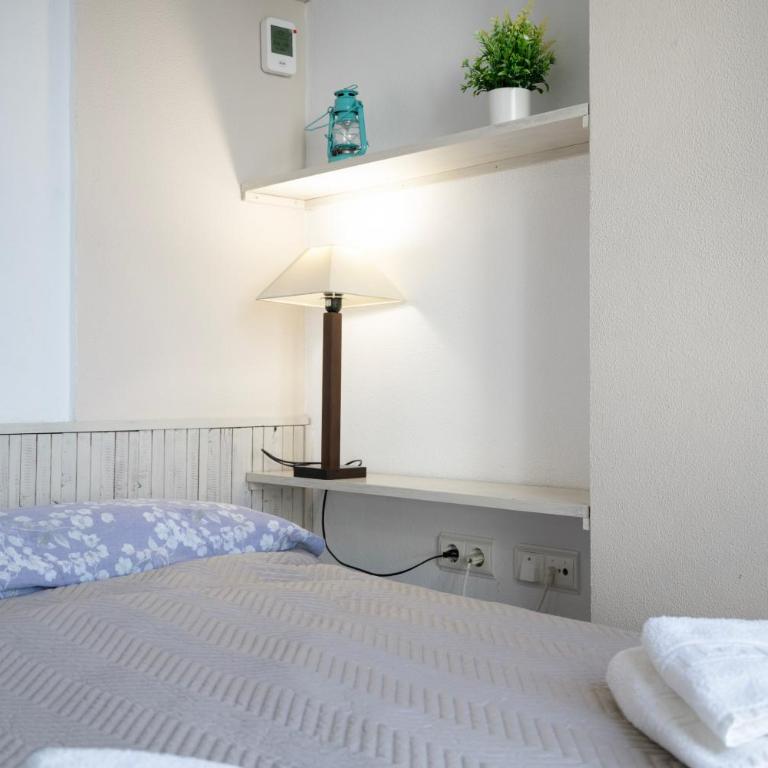 Apartamento Gran Vía - Estudio con balcón - 9