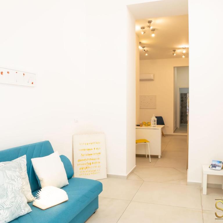 Guido's City Rooms - One-Bedroom Apartment - 9