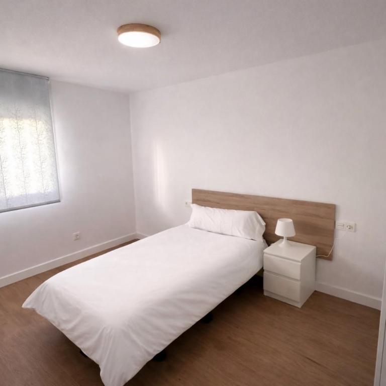 Esence 5 habitaciones 2 baños parking A/C wifi - One-Bedroom Apartment - 11