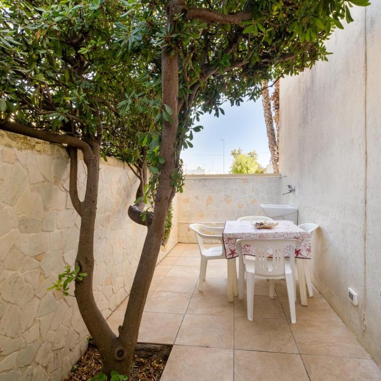 Casa vacanze Colopi - One-Bedroom Apartment with Garden - 12