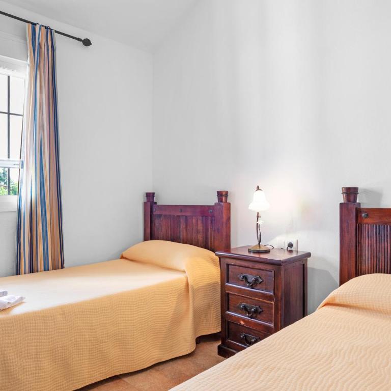 Chalet Villa Ariza - Apartamento con vistas al jardín - 15