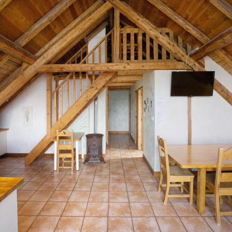 La Ferme du Soleil - Appartement 3 Chambres avec Vue sur la Montagne - 8
