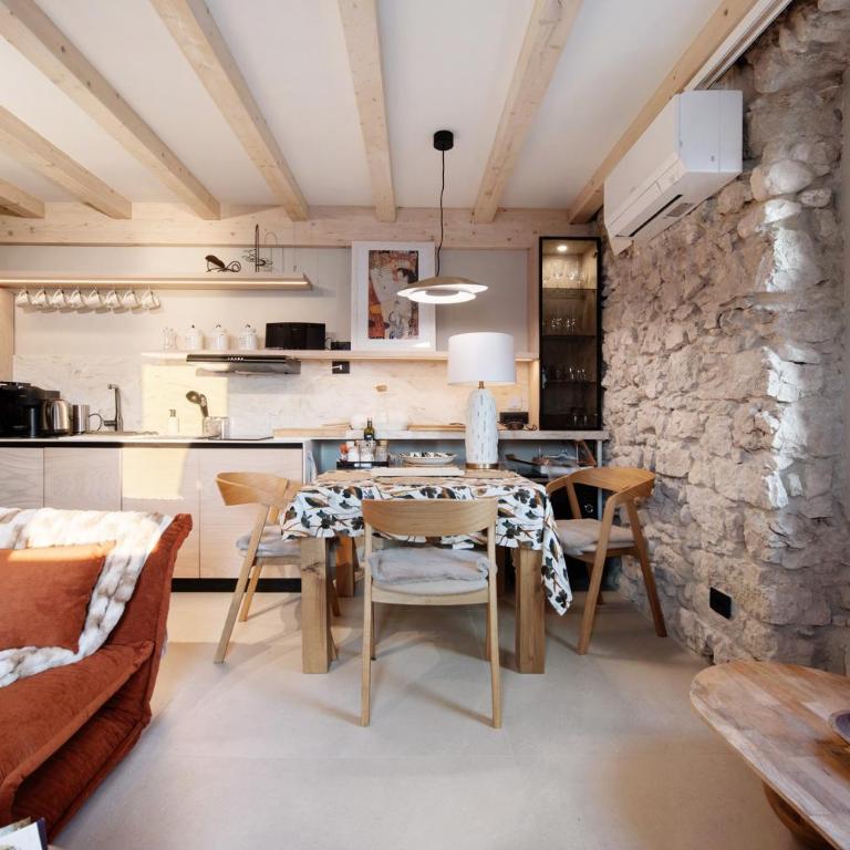 Cozy Sommavilla Residence - Appartamento Superior con 1 Camera da Letto e Balcone - 3