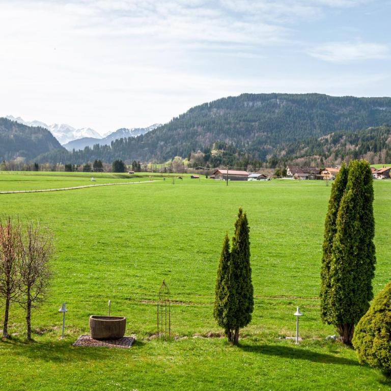 Ferienwohnung Braun - Deluxe-Apartment mit 2 Schlafzimmern und Gartenblick - 17