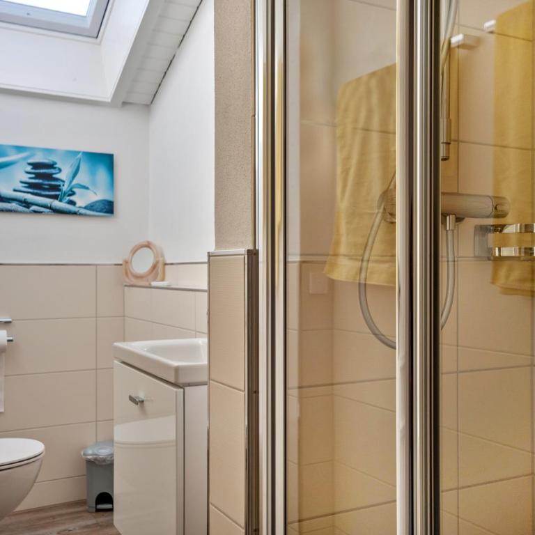Ferienwohnung Braun - Deluxe-Apartment mit 2 Schlafzimmern und Gartenblick - 10