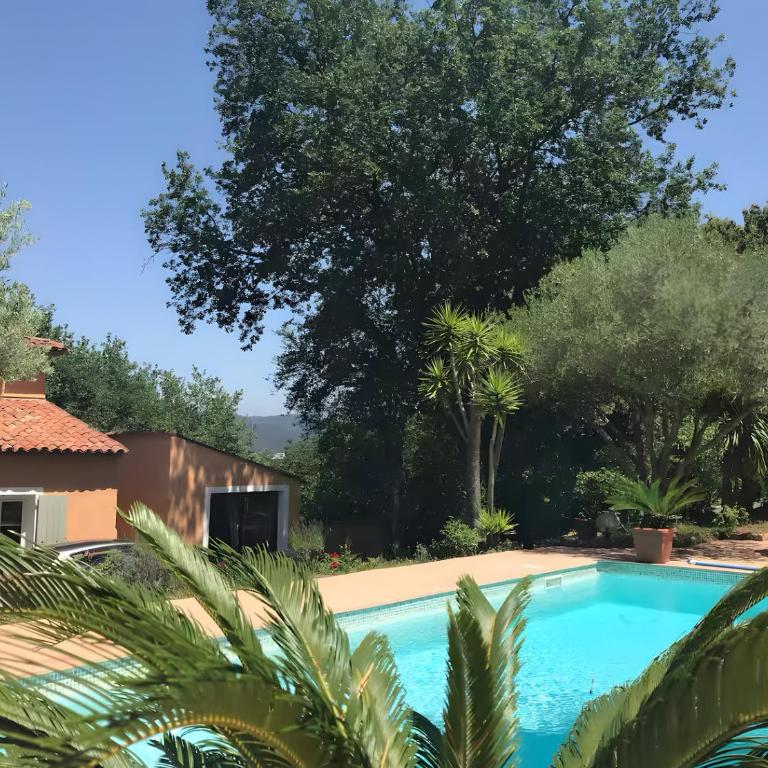 Studio - Adrets Esterel - piscine - Estudio con vistas al jardín - 1