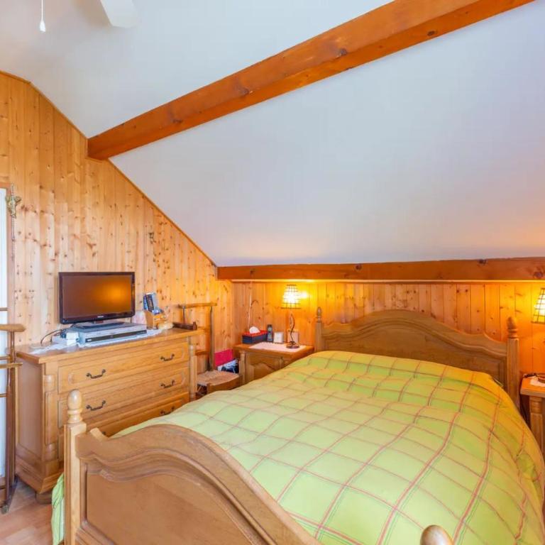 Chambres d'hotes près lac Annecy - Chambre Quadruple avec Douche - 2
