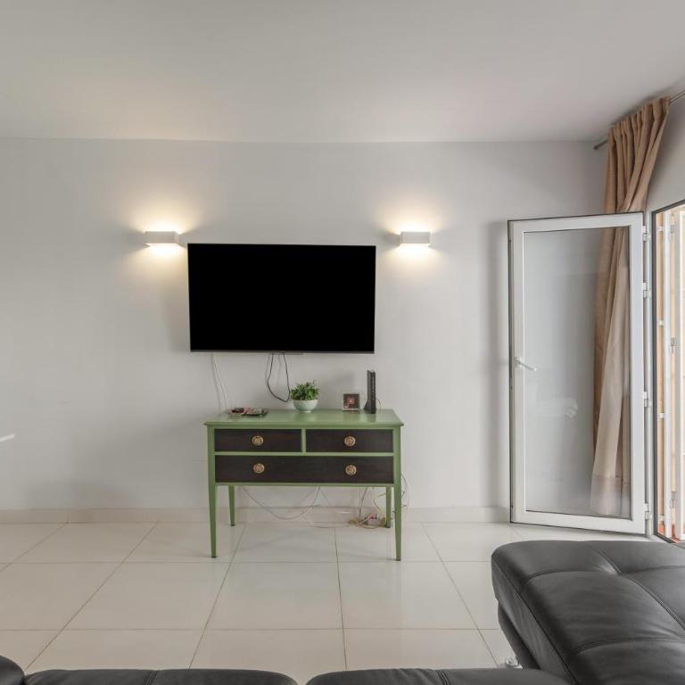 Malaga Vialia Estación Ave y tren - Apartamento Superior con balcón - 3