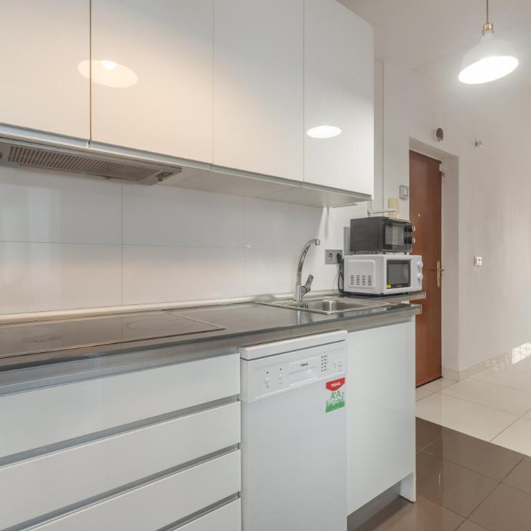 Malaga Vialia Estación Ave y tren - Apartamento Superior con balcón - 7