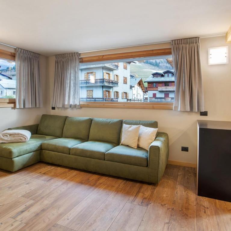 Quattropassi Bormio - Appartamento Deluxe con 2 Camere da Letto e Vista Giardino - 9