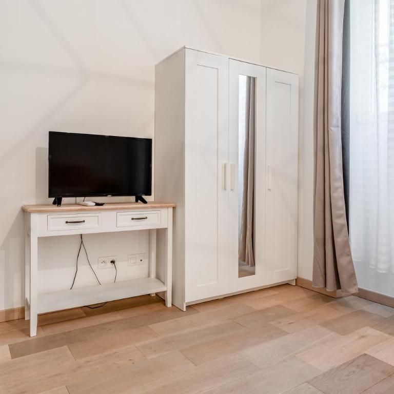 Le Mas de Kitty - Maison d'hôtes - Chambre Triple avec Douche - 7