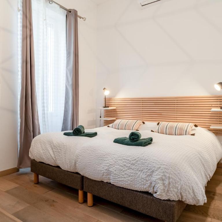 Le Mas de Kitty - Maison d'hôtes - Chambre Triple avec Douche - 1