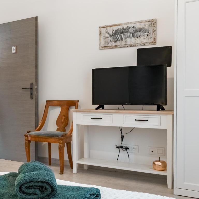 Le Mas de Kitty - Maison d'hôtes - Chambre Triple avec Douche - 10