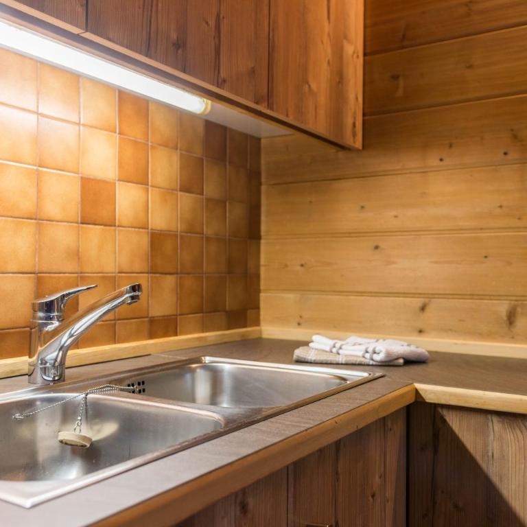 Apartments Christa App A - Appartamento Deluxe con 2 Camere da Letto e Balcone - 13
