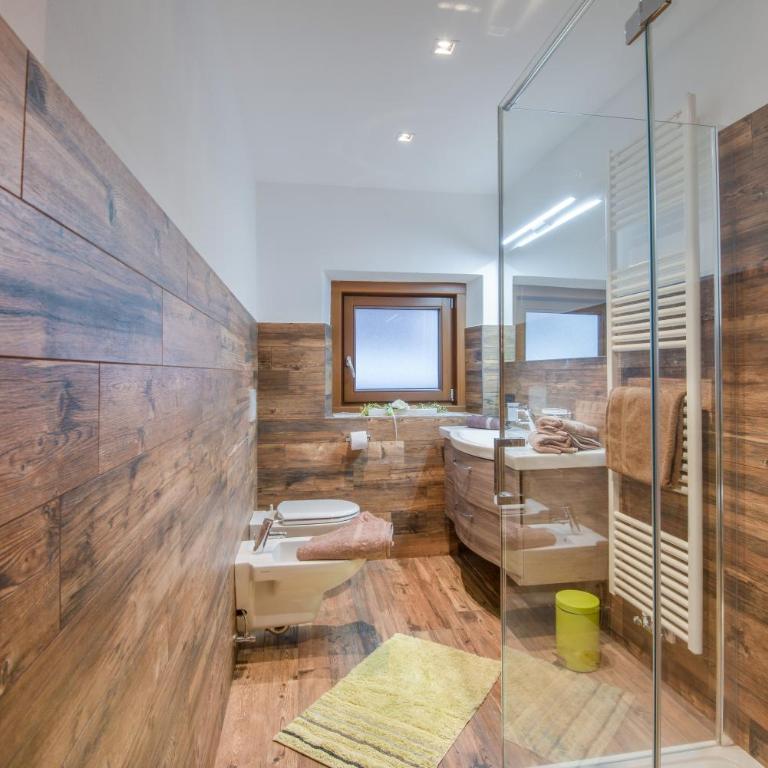 Apartments Christa App A - Appartamento Deluxe con 2 Camere da Letto e Balcone - 6