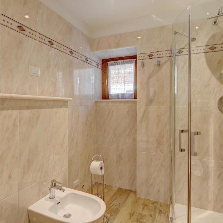 Chalet Meridiana Appartamento 6 - Appartamento Deluxe con 2 Camere da Letto e Balcone - 21