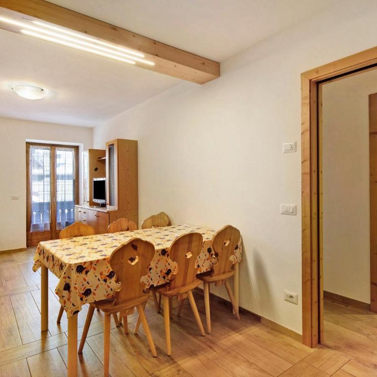 Chalet Meridiana Appartamento 6 - Appartamento Deluxe con 2 Camere da Letto e Balcone - 9
