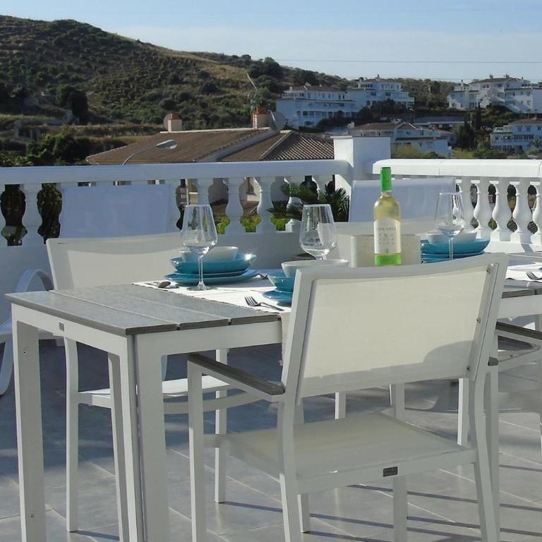 Atico Montesol Sea Views - Two-Bedroom Deluxe Apartment with Ocean View - 2