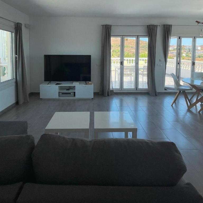 Atico Montesol Sea Views - Two-Bedroom Deluxe Apartment with Ocean View - 6