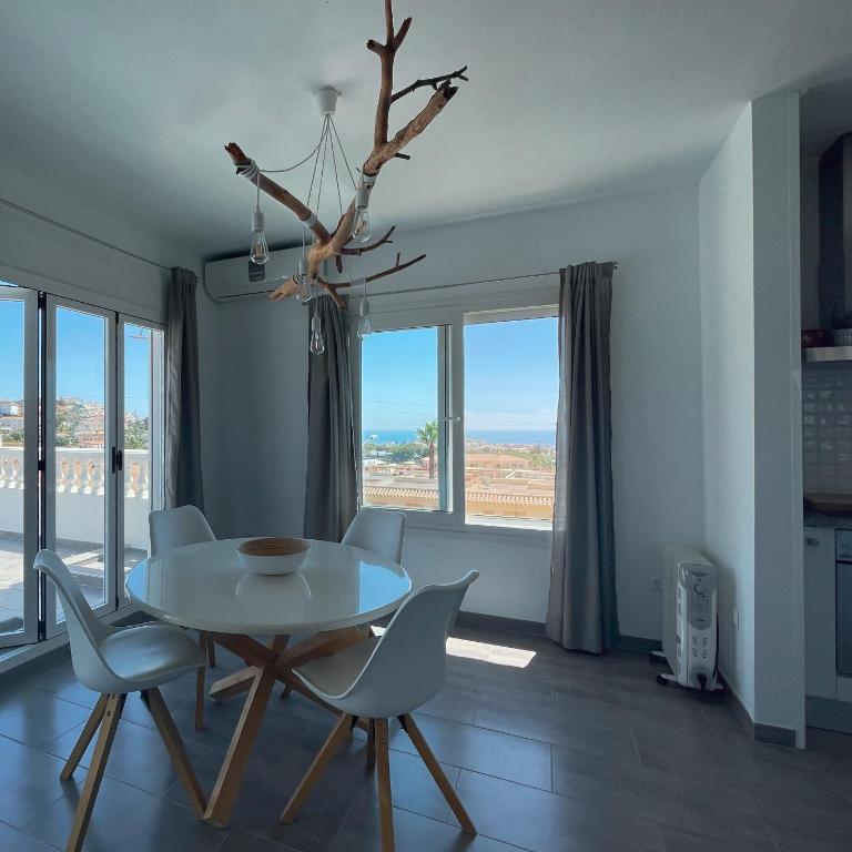Atico Montesol Sea Views - Two-Bedroom Deluxe Apartment with Ocean View - 5