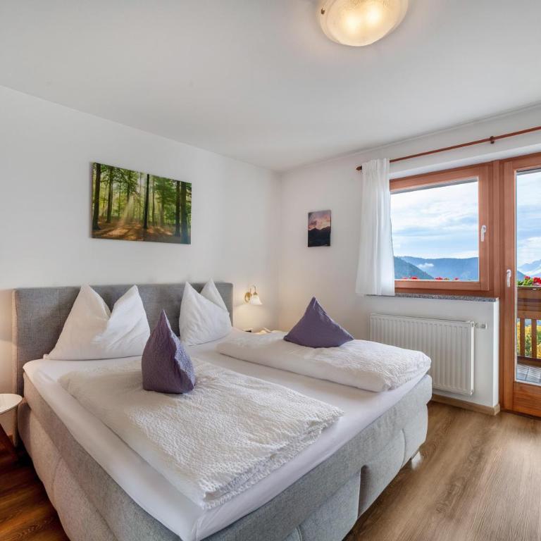 Hotel Klausthaler - Dreibettzimmer mit Dusche - 4