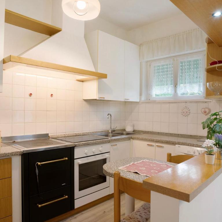 Appartamento Marconi 35 Pergine - Appartamento Premium con 3 Camere da Letto e Balcone - 10