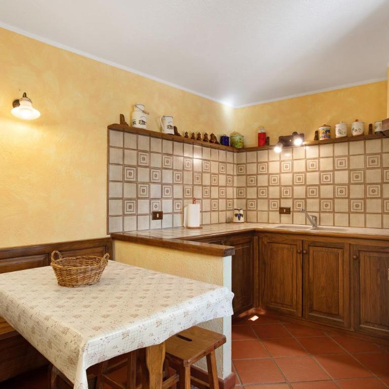 Casa Mauro con vista su Aosta - Appartamento Deluxe con 2 Camere da Letto e Vista Giardino - 9