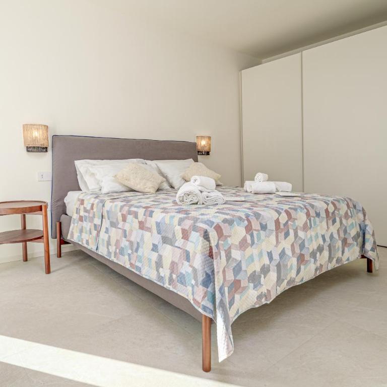 Cala Sole Suite - by And Service - Appartamento Deluxe con 2 Camere da Letto e Vista Oceano - 7