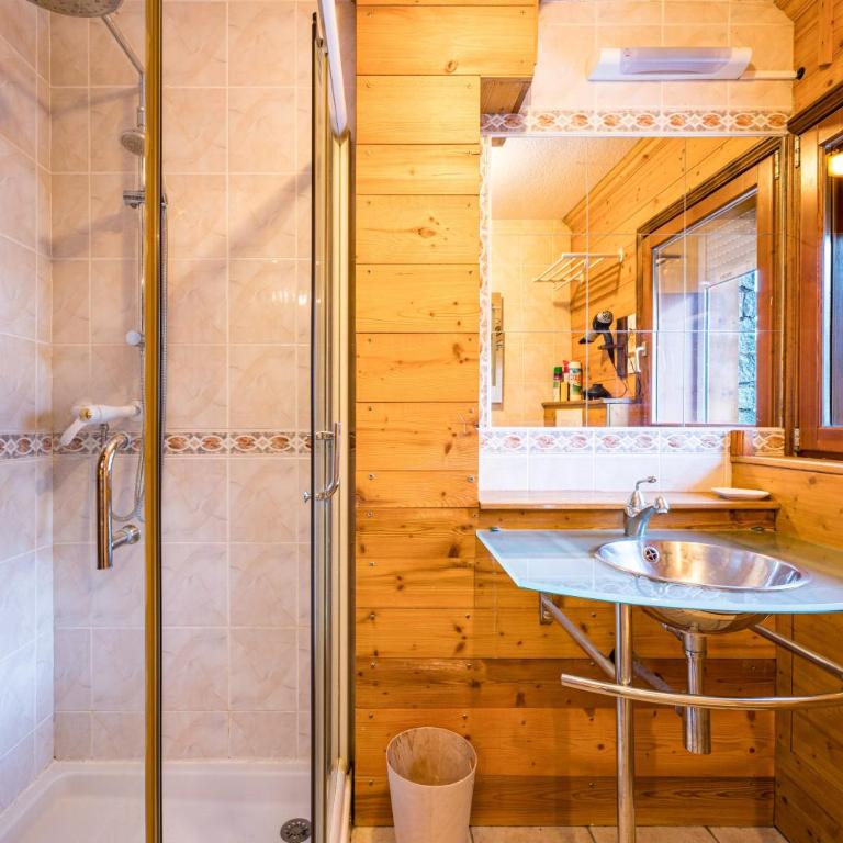Appartement Génépi dans Chalet 14p - Appartement Supérieur avec Sauna - 17