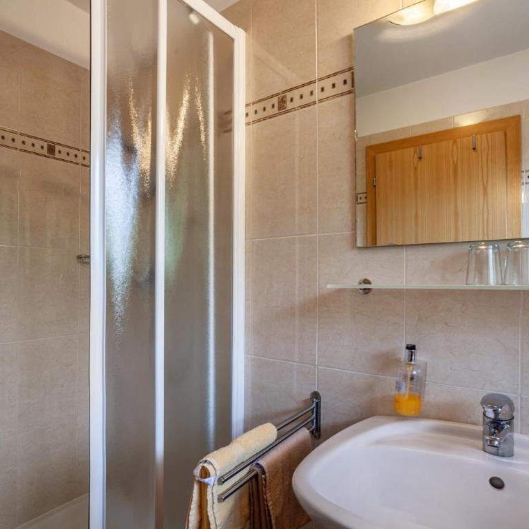 Hotel Klausthaler - Doppelzimmer mit Bergblick - 8