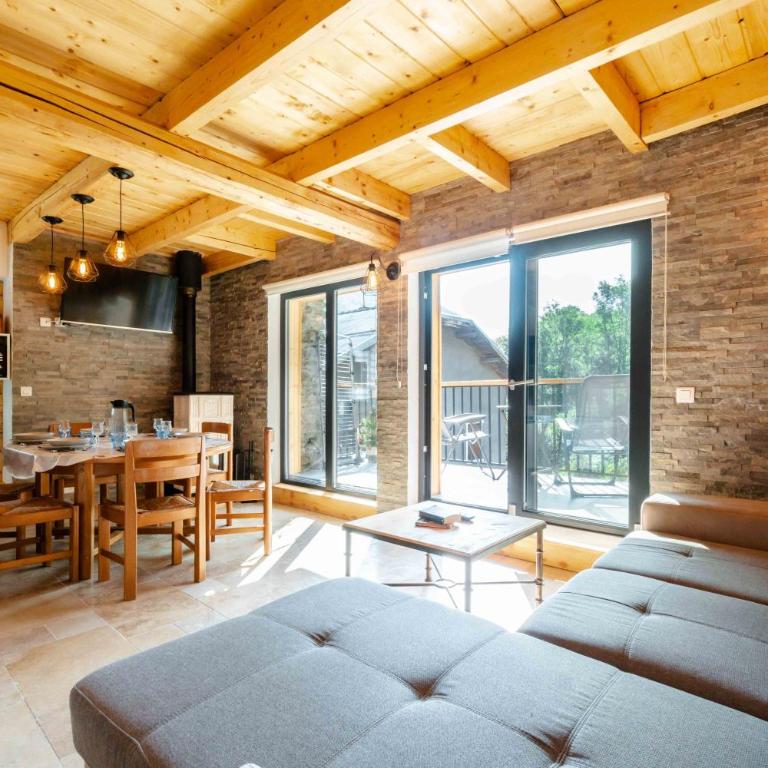 Agréable Chalet 3 étoiles App 3 - Deluxe-Apartment mit 2 Schlafzimmern und Gartenblick - 2
