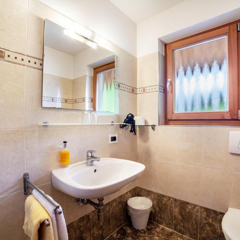 Hotel Klausthaler - Doppelzimmer mit Bergblick - 9