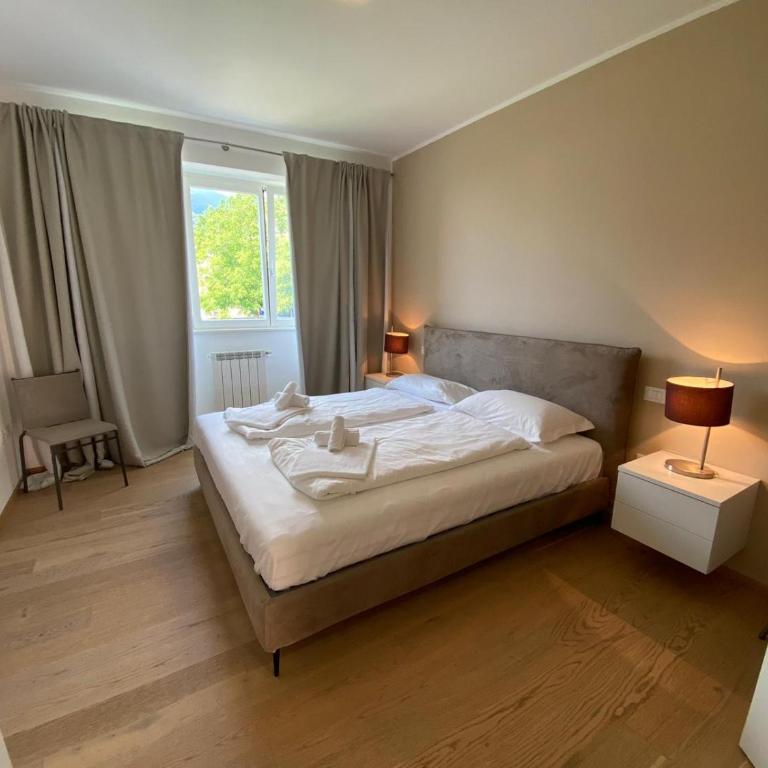 Residence La Villa Tesoro - Appartamento Deluxe con 2 Camere da Letto e Vista Giardino - 6