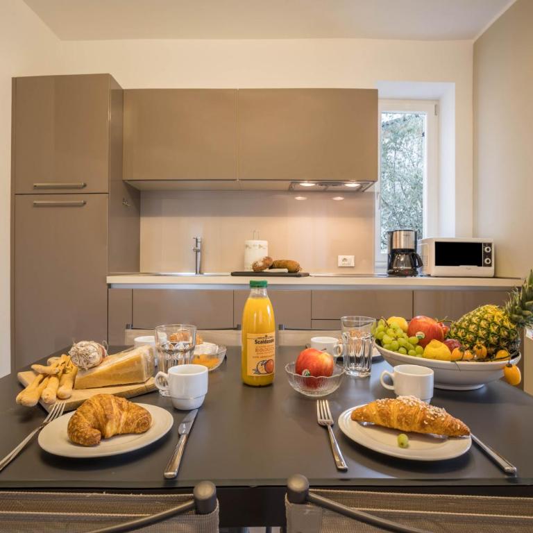 Residence La Villa Tesoro - Appartamento Deluxe con 2 Camere da Letto e Vista Giardino - 5