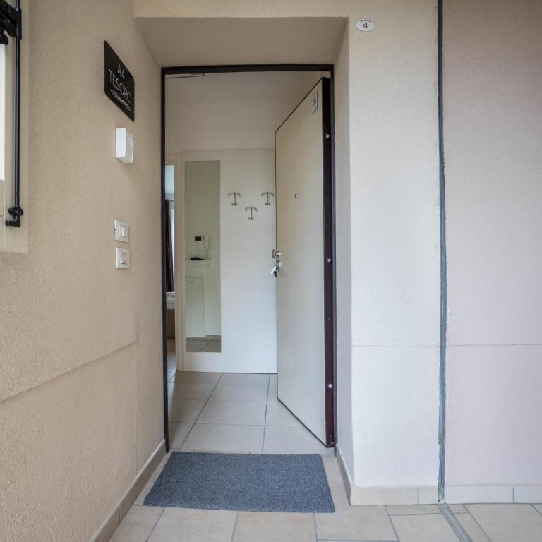 Residence La Villa Tesoro - Appartamento Deluxe con 2 Camere da Letto e Vista Giardino - 19