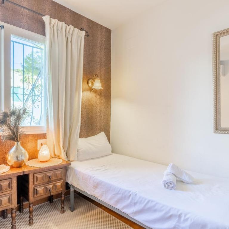 Casa Sillero Dos - Two-Bedroom House - 17
