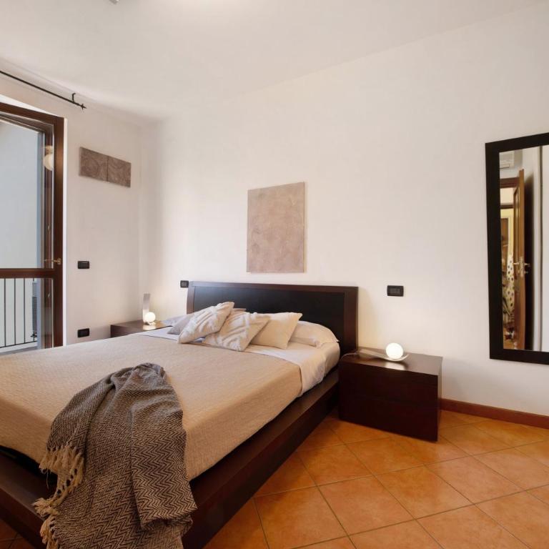 Residence Bardolino - Appartamento Deluxe con 2 Camere da Letto e Vista Giardino - 9
