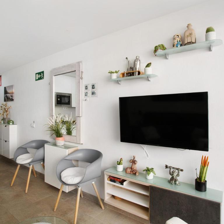 Confortable and cozy - Apartamento Superior con vistas a la ciudad - 6