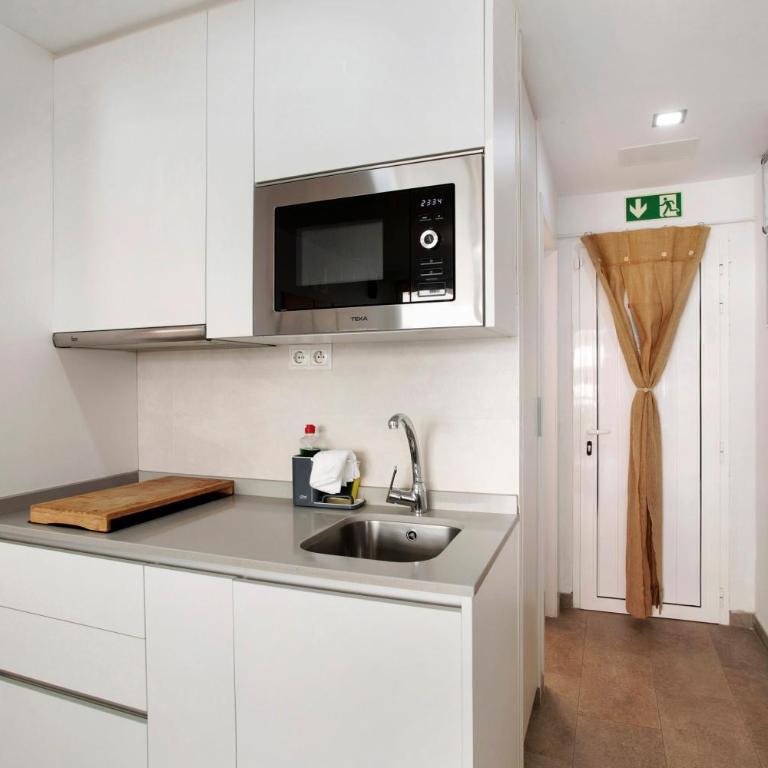 Confortable and cozy - Apartamento Superior con vistas a la ciudad - 7