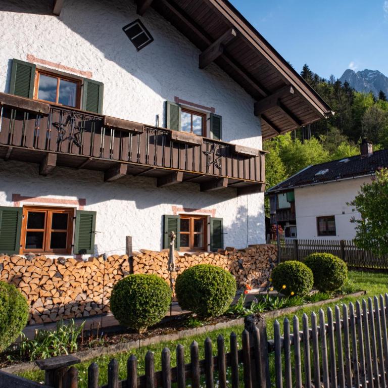 Ferienwohnung Inge - Apartment mit 1 Schlafzimmer und Gartenblick - 1